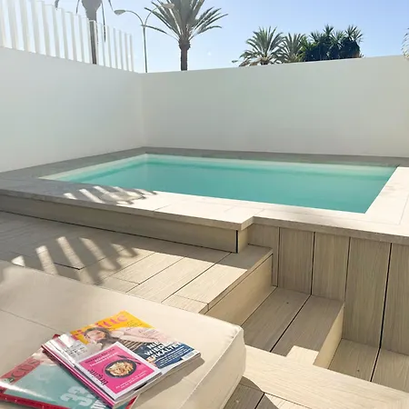 Porto Mare 42 With Heated Pool On The Front Line By Canaryscape Willa Pasito Blanco